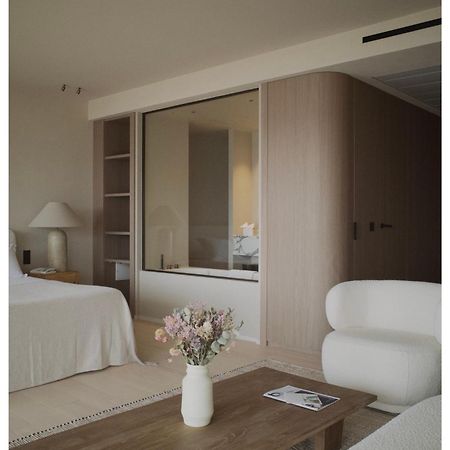 Hotel Le Versailles Вильфранш-сюр-Мер Экстерьер фото