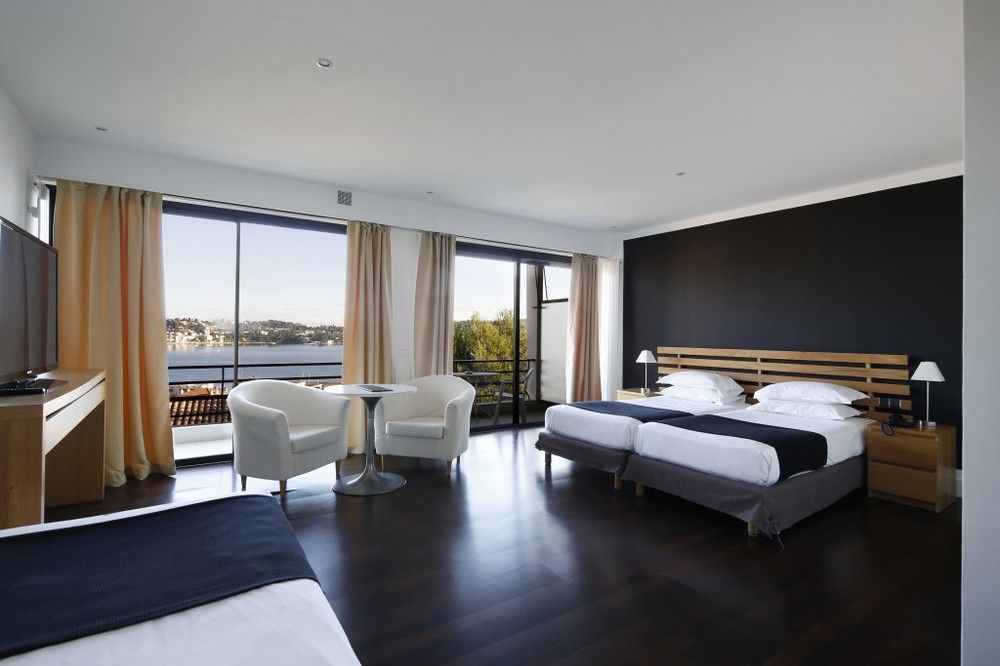 Hotel Le Versailles Вильфранш-сюр-Мер Экстерьер фото